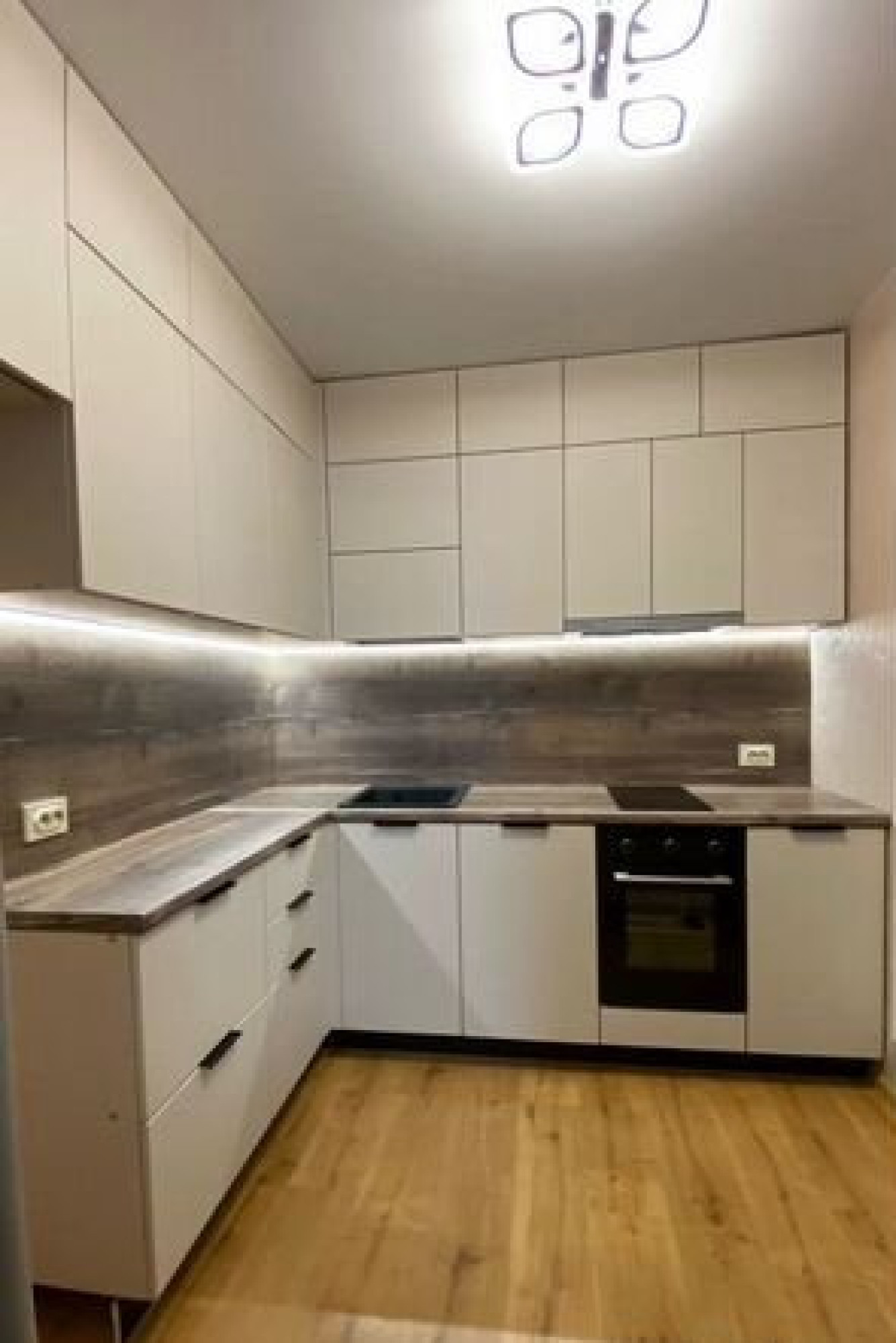 Кухни на заказ под ключ — индивидуальный дизайн и сборка